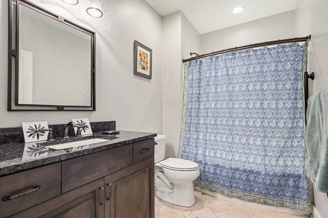 600 Breaker Cove, Bay City, MI 48708