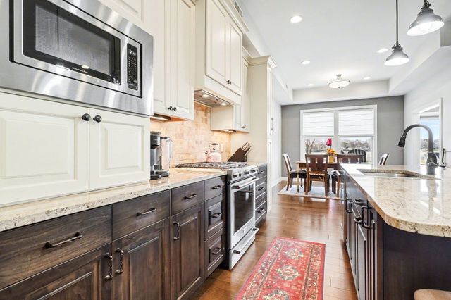 600 Breaker Cove, Bay City, MI 48708