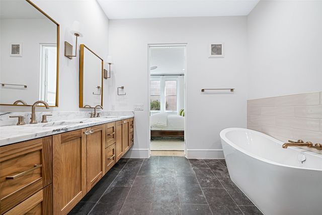 340 O Connor Ridge Boulevard 23, Irving, TX 75038