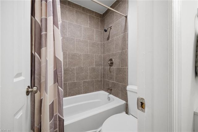 3220 Wimbledon WAY, Virginia Beach, VA 23453
