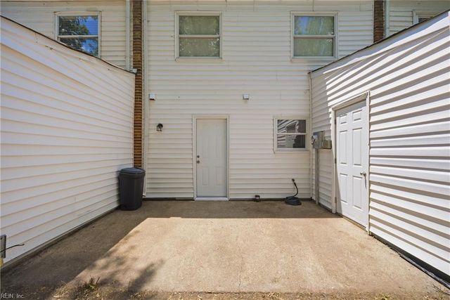 3220 Wimbledon WAY, Virginia Beach, VA 23453