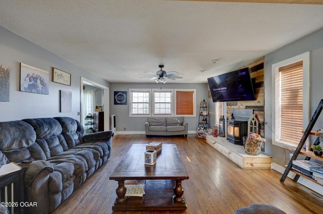 6103 SE 75th Terrace, Riverton, KS 66770