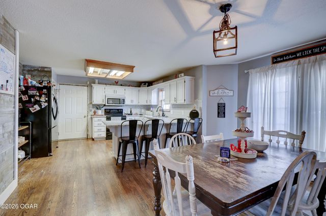 6103 SE 75th Terrace, Riverton, KS 66770