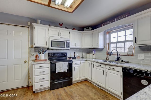 6103 SE 75th Terrace, Riverton, KS 66770