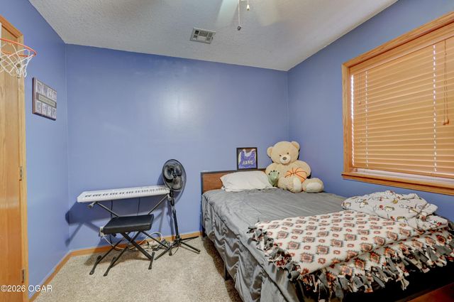 6103 SE 75th Terrace, Riverton, KS 66770