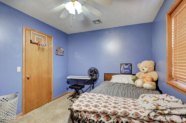 6103 SE 75th Terrace, Riverton, KS 66770