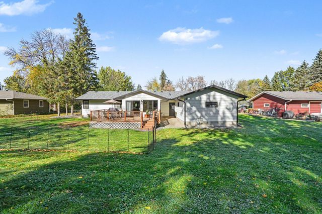 6911 Faricy Lane, Prior Lake, MN 55372