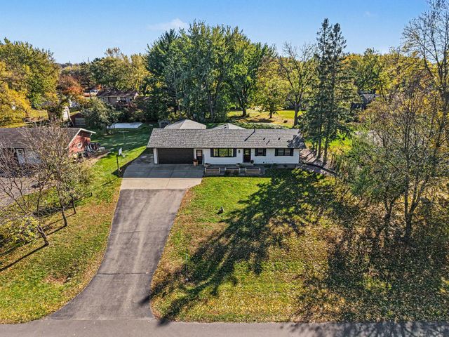 6911 Faricy Lane, Prior Lake, MN 55372