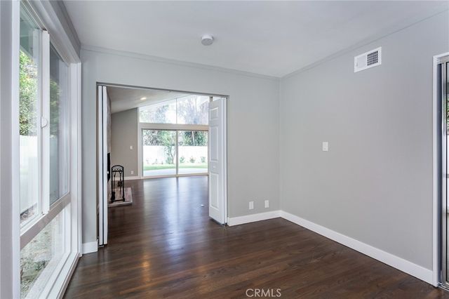 16231 Moorpark Street, Encino, CA 91436
