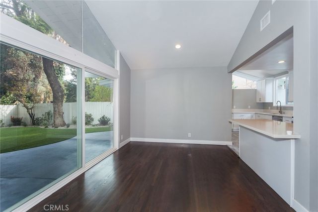 16231 Moorpark Street, Encino, CA 91436