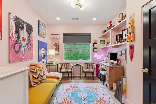 3285 Nob Hill Dr, Conway, AR 72034