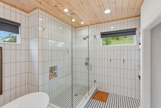 3285 Nob Hill Dr, Conway, AR 72034