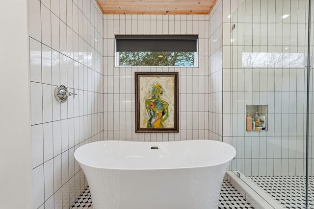 3285 Nob Hill Dr, Conway, AR 72034