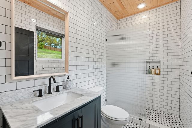 3285 Nob Hill Dr, Conway, AR 72034