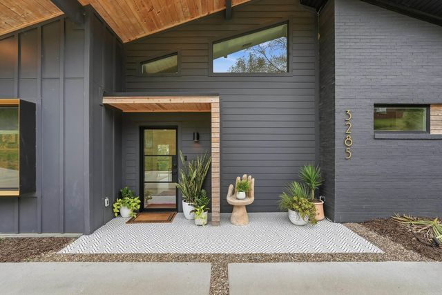 3285 Nob Hill Dr, Conway, AR 72034