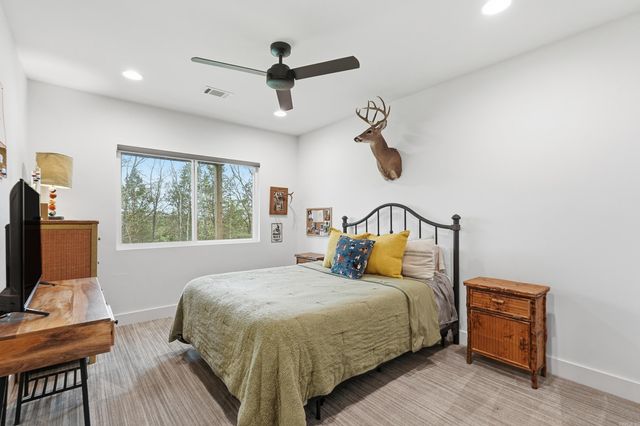 3285 Nob Hill Dr, Conway, AR 72034