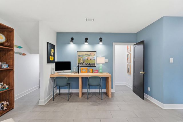 3285 Nob Hill Dr, Conway, AR 72034