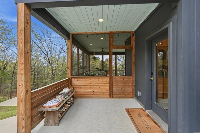 3285 Nob Hill Dr, Conway, AR 72034