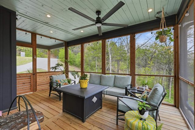 3285 Nob Hill Dr, Conway, AR 72034