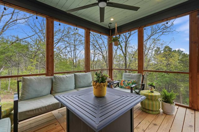 3285 Nob Hill Dr, Conway, AR 72034