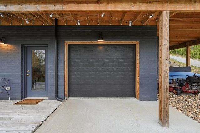 3285 Nob Hill Dr, Conway, AR 72034