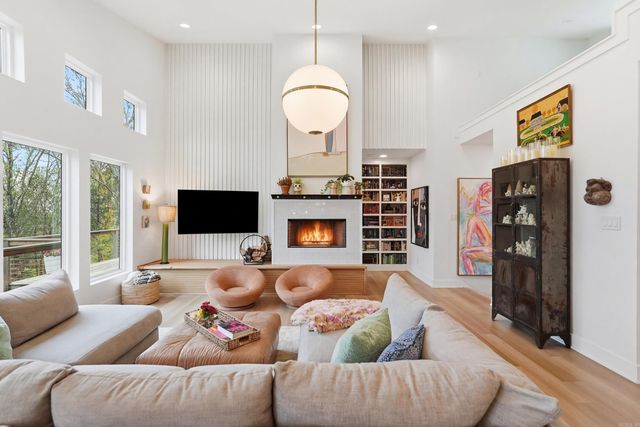 3285 Nob Hill Dr, Conway, AR 72034