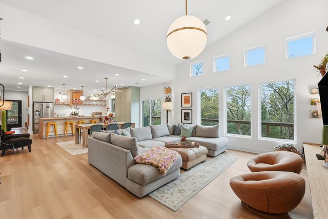 3285 Nob Hill Dr, Conway, AR 72034