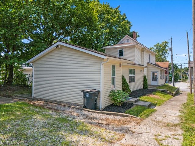 477 Allyn Street, Akron, OH 44304