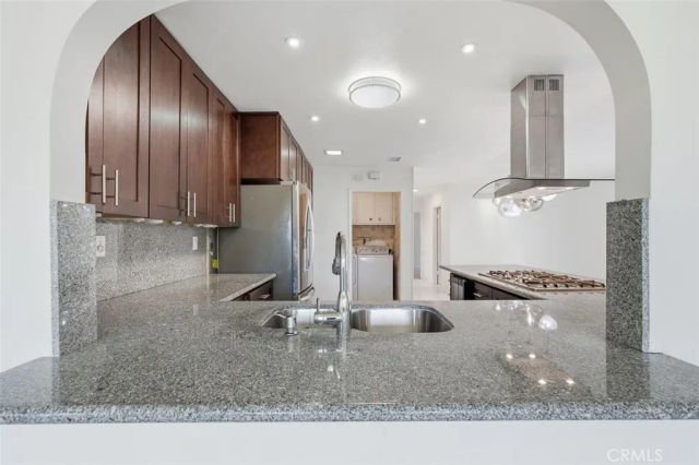 21815 Martin, Carson, CA 90745