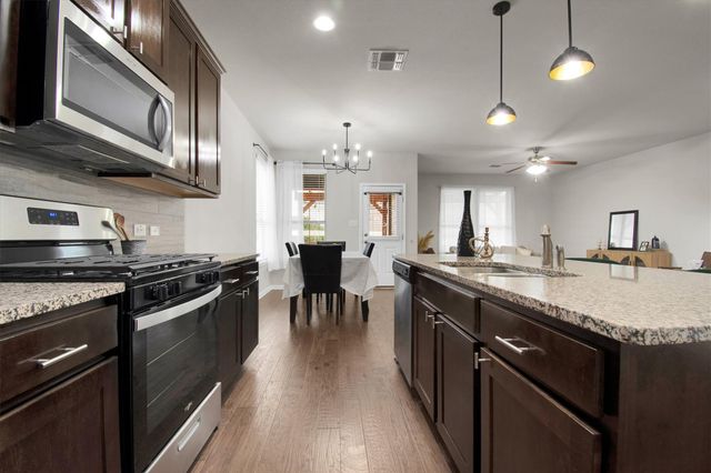 13601 Larrys LN, Austin, TX 78652