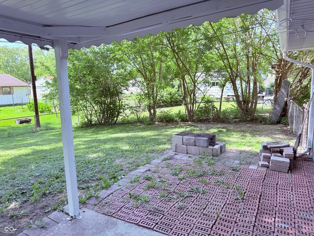 4026 Eisenhower Drive, Indianapolis, IN 46254