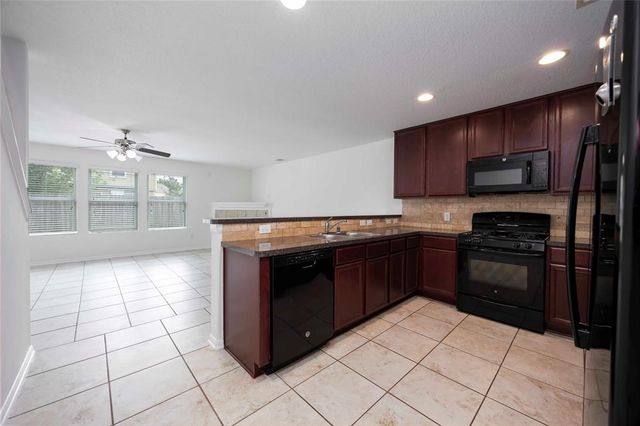 9939 Chimney Swift Lane, Conroe, TX 77385