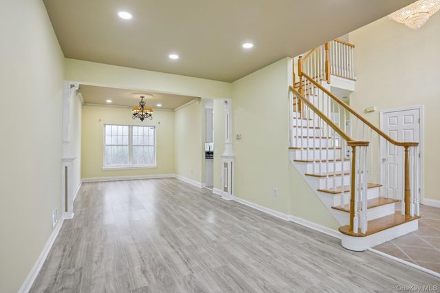2508 Constitution Way, New Windsor, NY 12553
