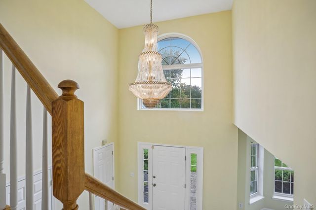 2508 Constitution Way, New Windsor, NY 12553