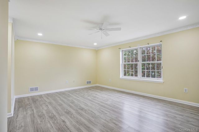 2508 Constitution Way, New Windsor, NY 12553
