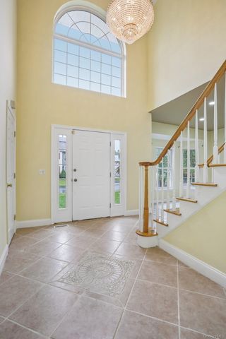 2508 Constitution Way, New Windsor, NY 12553