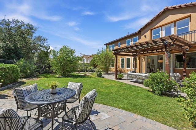 3394 Holly Oak Ln, Escondido, CA 92027