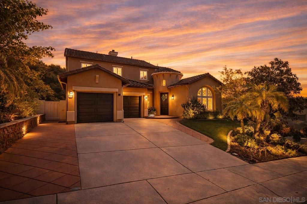 3394 Holly Oak Ln, Escondido, CA 92027