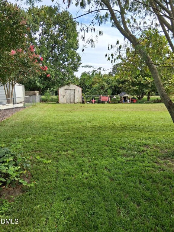 204 Grants Way, Four Oaks, NC 27524