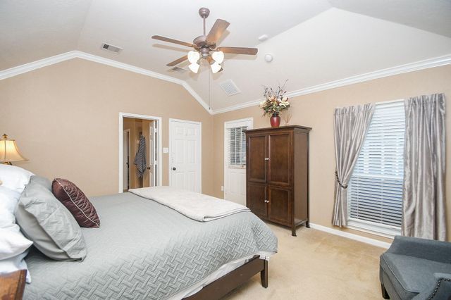 2517 Rusting Creek Drive, Pearland, TX 77584