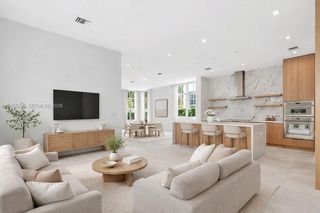 3400 Ponce De Leon Blvd, Coral Gables, FL 33134