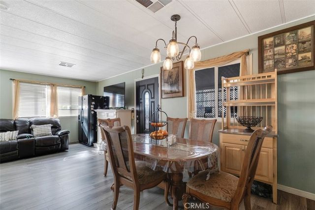 8800 Eton Avenue 31, Canoga Park, CA 91304