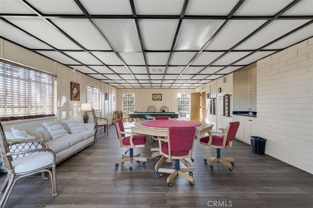 8800 Eton Avenue 31, Canoga Park, CA 91304