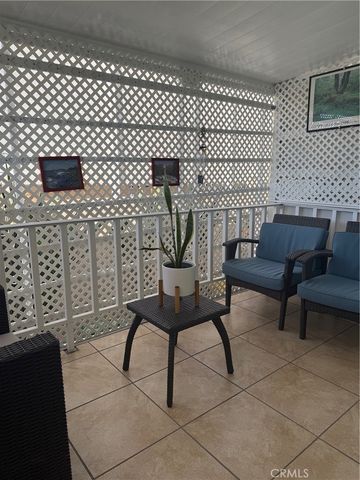 8800 Eton Avenue 31, Canoga Park, CA 91304