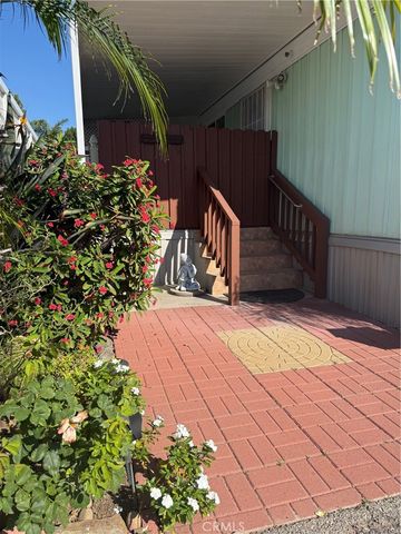 8800 Eton Avenue 31, Canoga Park, CA 91304