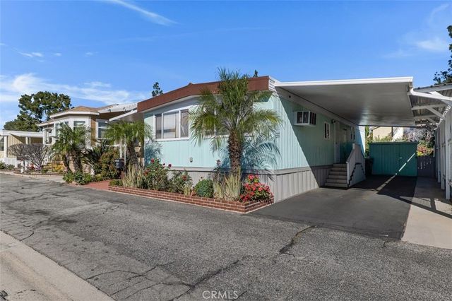 8800 Eton Avenue 31, Canoga Park, CA 91304