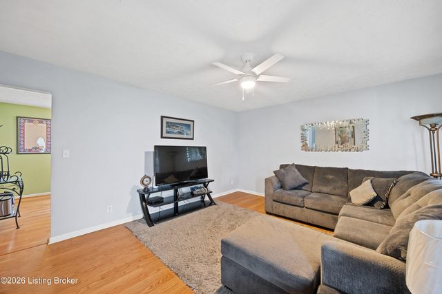 7204 Gorham Way, Louisville, KY 40291