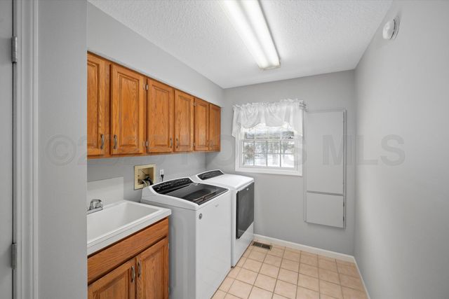 7645 Yawberg Road, Whitehouse, OH 43571