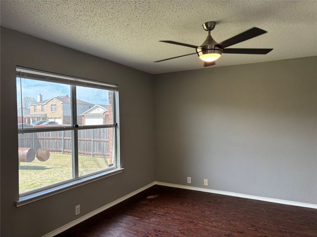 2457 Eagle Mountain Drive, Little Elm, TX 75068