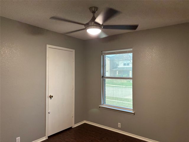 2457 Eagle Mountain Drive, Little Elm, TX 75068